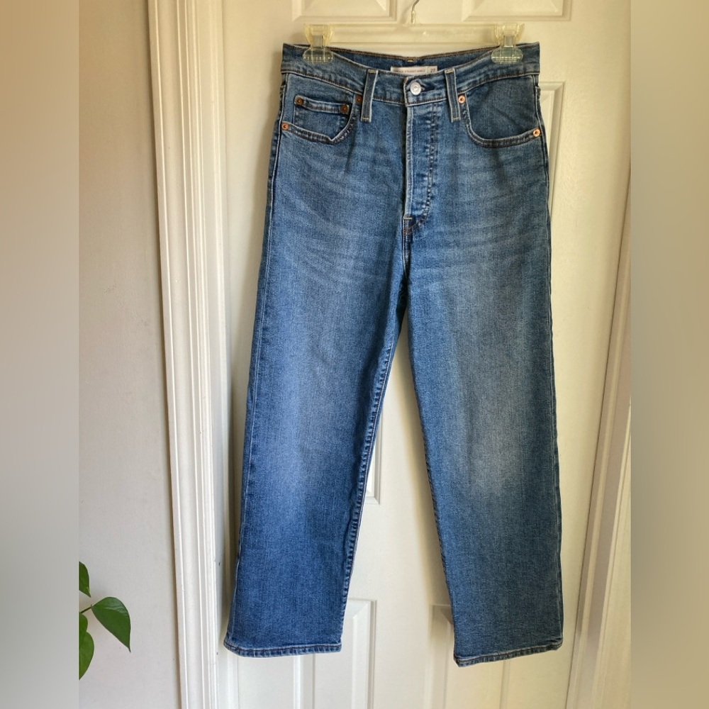 Levi's Ribcage Straight Ankle jeans size 27